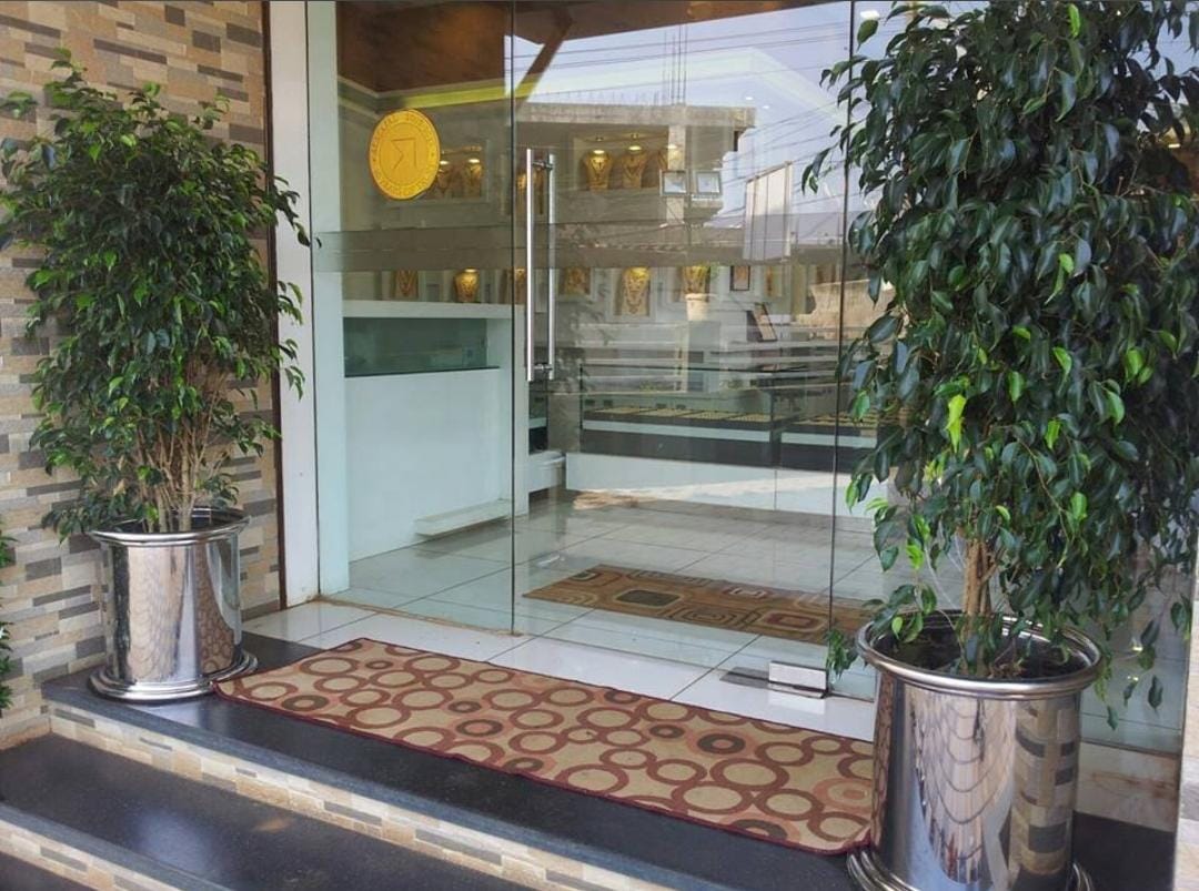 Almajal Jewellery Venniyur