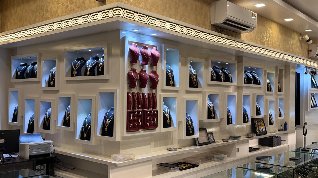 Almajal Jewellery Venniyur